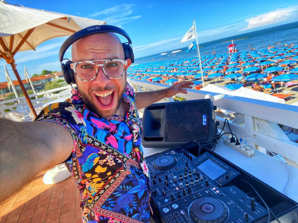 Tutti Amici Estate Alain Deejay