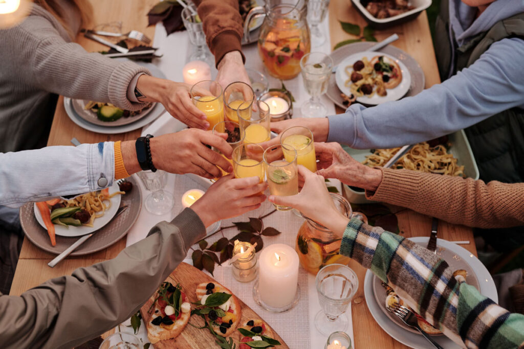 Cena insieme - foto d'archivio - Giornata dell'alimentazione